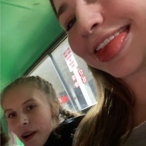 Meet your Posher, Cali